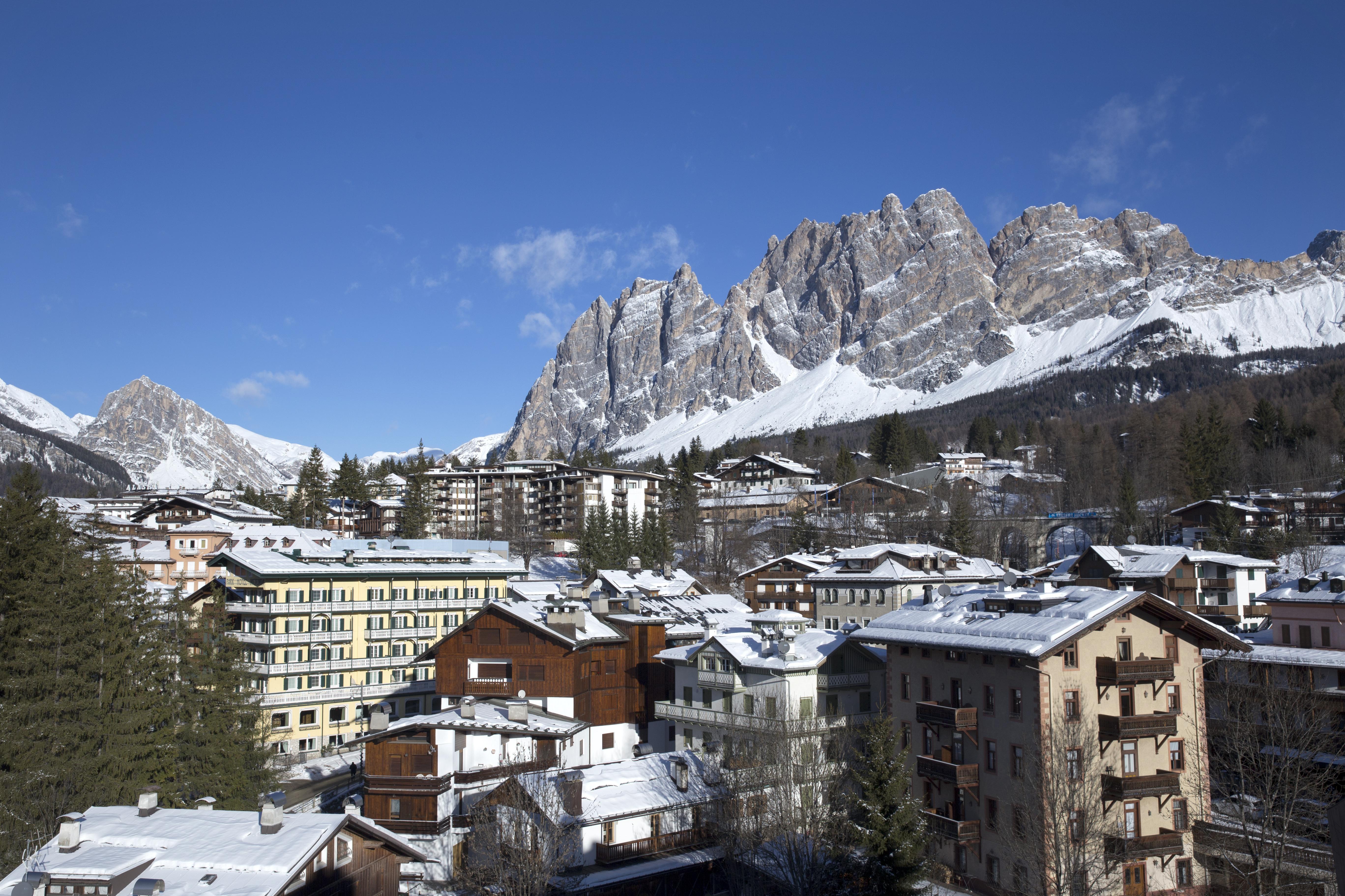 Grand Hotel Savoia Cortina D'Ampezzo, A Radisson Collection Hotel المظهر الخارجي الصورة